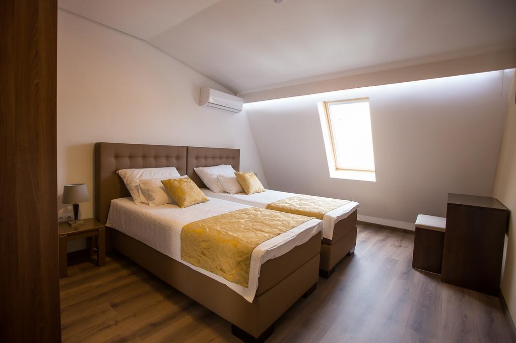 Heartland City B&B 투즐라 외부 사진