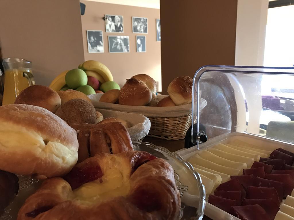 Heartland City B&B 투즐라 외부 사진